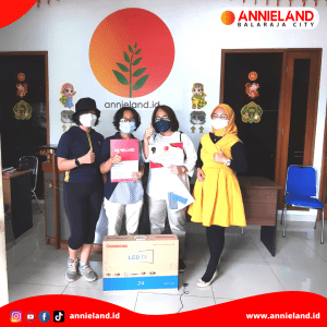 Penyerahan Hadiah