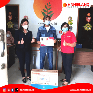 Penyerahan Hadiah