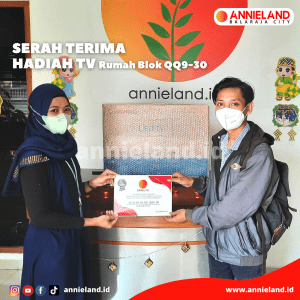 Foto Penyerahan Hadiah