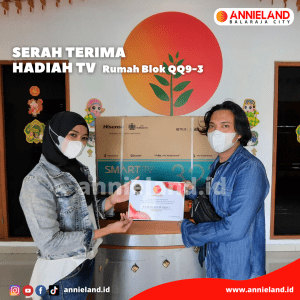 Penyerahan Hadiah TV