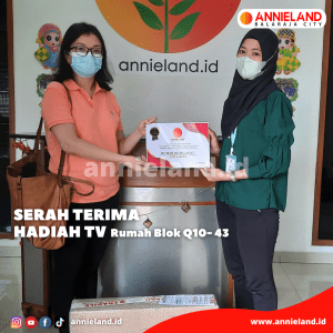 Serah terima hadiah tv