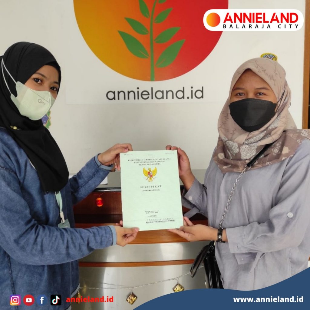 Serah Terima Sertifikat Hak Milik